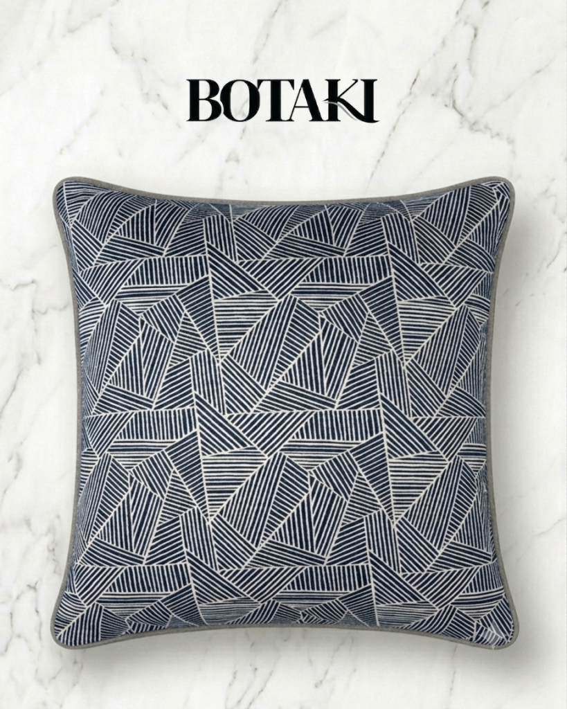 Deep bl;uye cushion velvet with silver pattern throughout